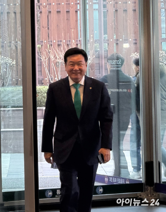 이찬희 삼성 준법감시위원회 위원장. [사진=황세웅 기자]