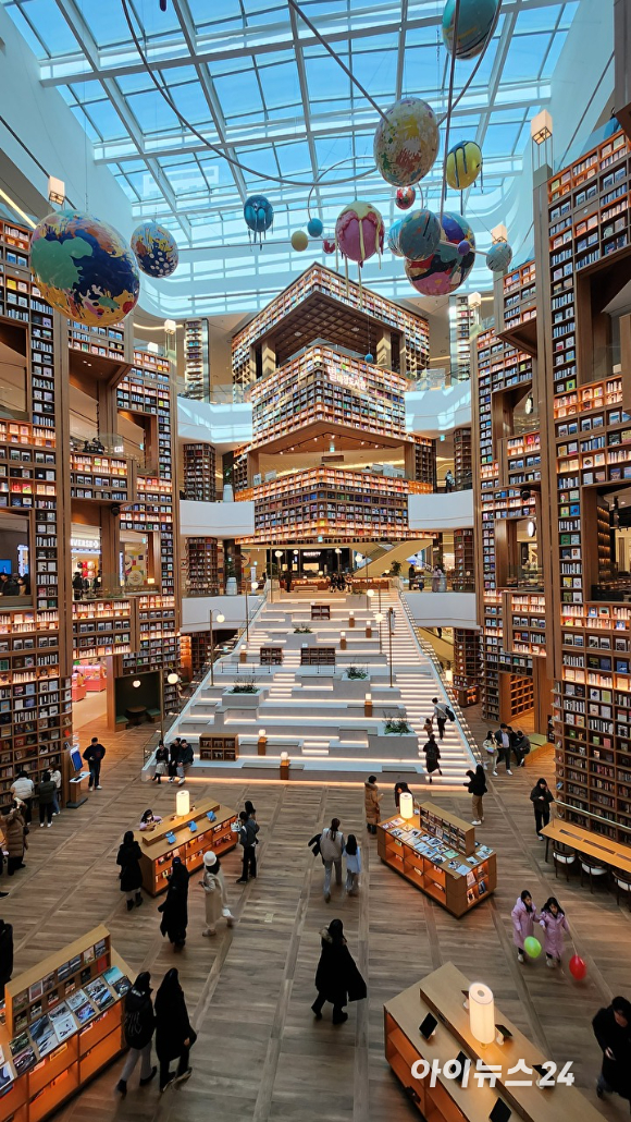 스타필드 수원 전경. [사진=스타필드]