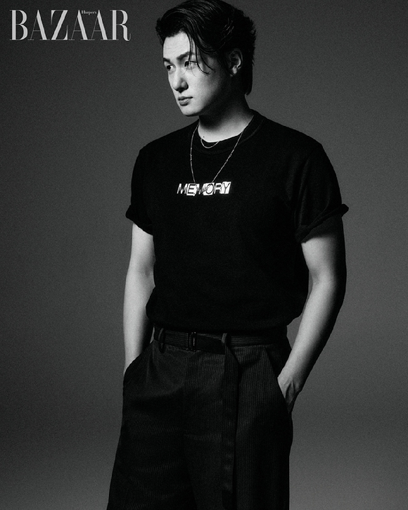 안효섭, 이민호, 채수빈, 신승호, 나나가 화보 촬영에서 포즈를 취하고 있다. [사진=하퍼스 바자 코리아]