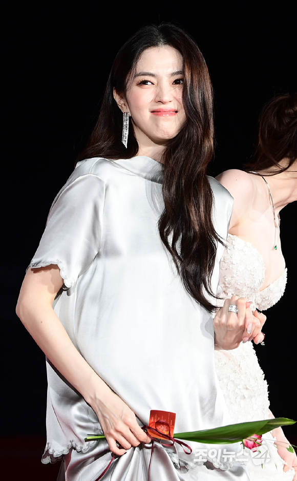 [포토] 한소희, 예쁜 걸 어떡해