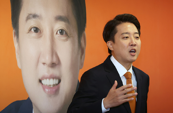 이재명 더불어민주당 대선 후보가 29일 서울 성동구 한 공유사무실에서 열린 '혁신성장의 씨앗, 스타트업 레벨업!' 간담회에서 발언을 하고 있다. [사진=곽영래 기자]