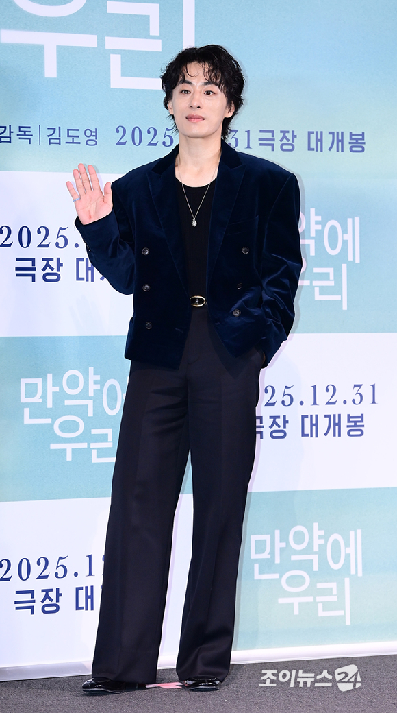 배우 구교환이 18일 오후 서울 용산구 CGV 용산아이파크몰에서 열린 영화 '만약에 우리'(감독 김도영) 언론시사회에 참석하고 있다. [사진=정소희 기자]