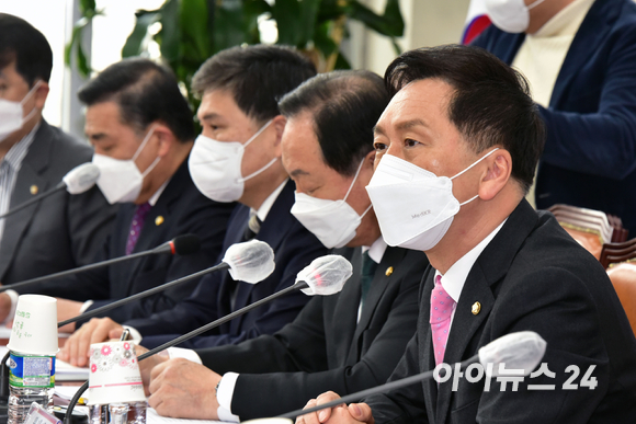 김기현 국민의힘 원내대표가 15일 서울 여의도 국회에서 열린 시도당위원장 회의에서 발언하고 있다. [사진=김성진 기자]