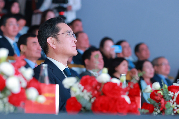 이재용 삼성전자 회장이 지난해 3월 중국 베이징에서 열린 '중국발전고위층포럼'에 참석한 모습. [사진=삼성전자]