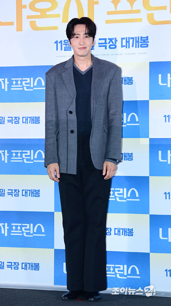 배우 이광수가 10일 오후 서울 CGV 용산아이파크몰에서 열린 영화 '나혼자 프린스'(감독 김성훈) 언론시사회에 참석하고 있다. [사진=정소희 기자]