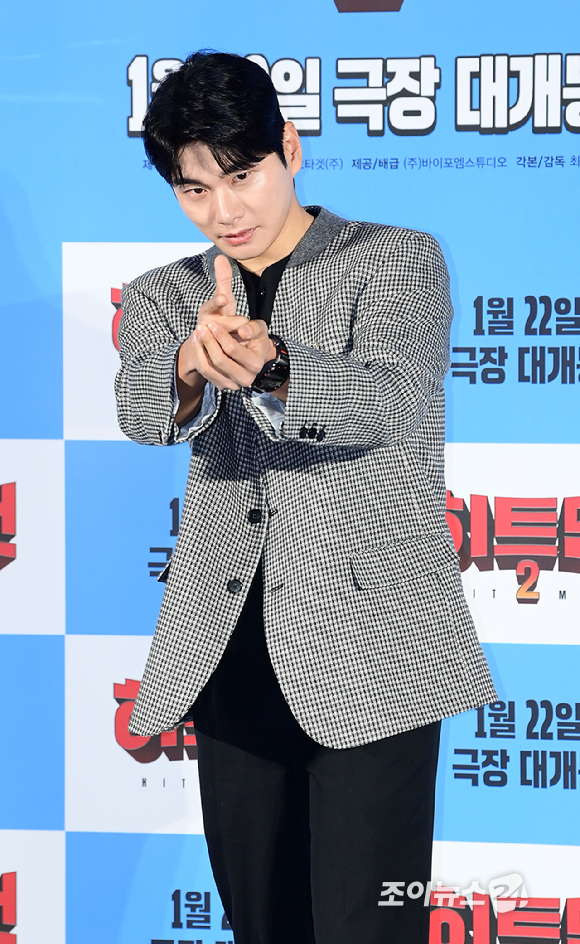 배우 이이경이 27일 오전 서울 CGV 용산아이파크몰에서 열린 영화 '히트맨2'(감독 최원섭) 제작보고회에 참석하고 있다. [사진=정소희 기자]