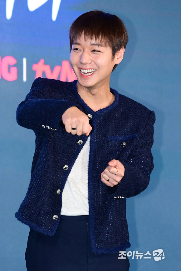 배우 박지훈이 6일 오후 서울 광진구 풀만 앰배서더 서울 이스트폴에서 열린 티빙 오리지널 '취사병 전설이 되다' 제작발표회에 참석하고 있다. [사진=정소희 기자]