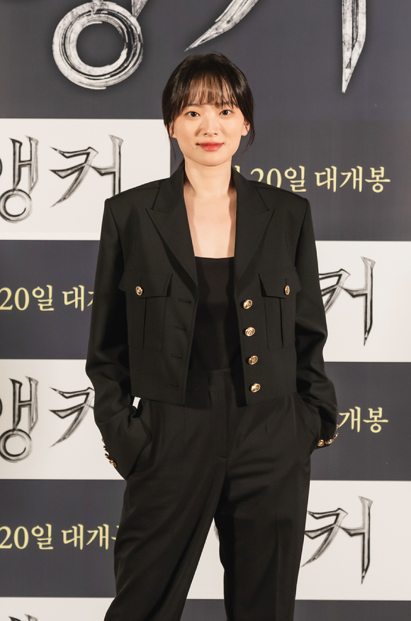 배우 천우희가 11일 서울 광진구 자양동 롯데시네마 건대입구점에서 열린 영화 '앵커' 언론시사회에 참석해 포즈를 취하고 있다. [사진=에이스메이커무비웍스]