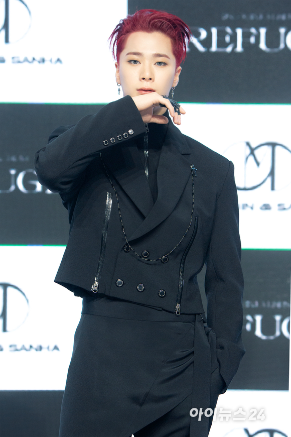 그룹 '아스트로' 멤버 문빈(25)이 지난 19일 세상을 떠난 뒤 고인이 사망 직전 "사실 많이 힘들었다"는 사실을 팬들한테 고백한 것으로 알려지면서 안타까움을 더하고 있다. [사진=판타지오]