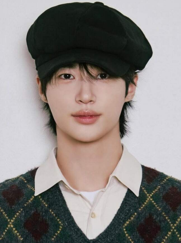 생일 맞은 변우석, 이 얼굴이 34세라고? 아이돌인 줄