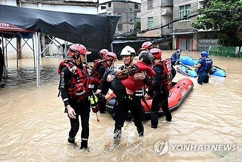 중국 태풍 피해 [사진=AFP=연합뉴스 ]