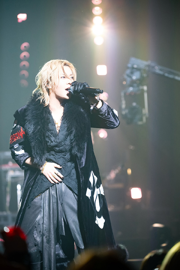 NCT 유타 일본 부도칸 공연 이미지 [사진=SM엔터테인먼트]