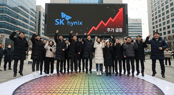 SK하이닉스 주가 상승 이미지 [사진=제미나이 AI 생성 이미지]