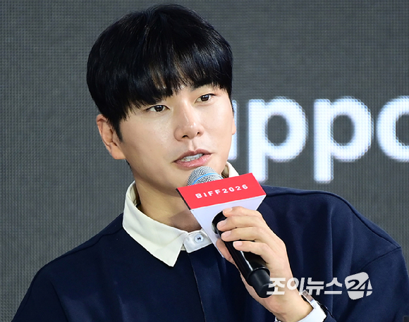 '사생활 논란' 이이경, 1년여만 공식석상⋯'부국제' 이어 '형수다3'