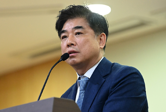 김병욱 더불어민주당 의원이 추석 명절 연휴 기간 주요 교통사고 발생 시간대는 점심시간 이후인 오후 3&sim;6시인 것으로 조사됐다고 28일 발표했다. [사진=김성진 기자]