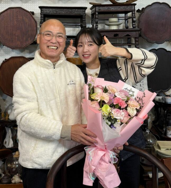 김시현 故 이상희 소장 [사진=김시현 SNS]