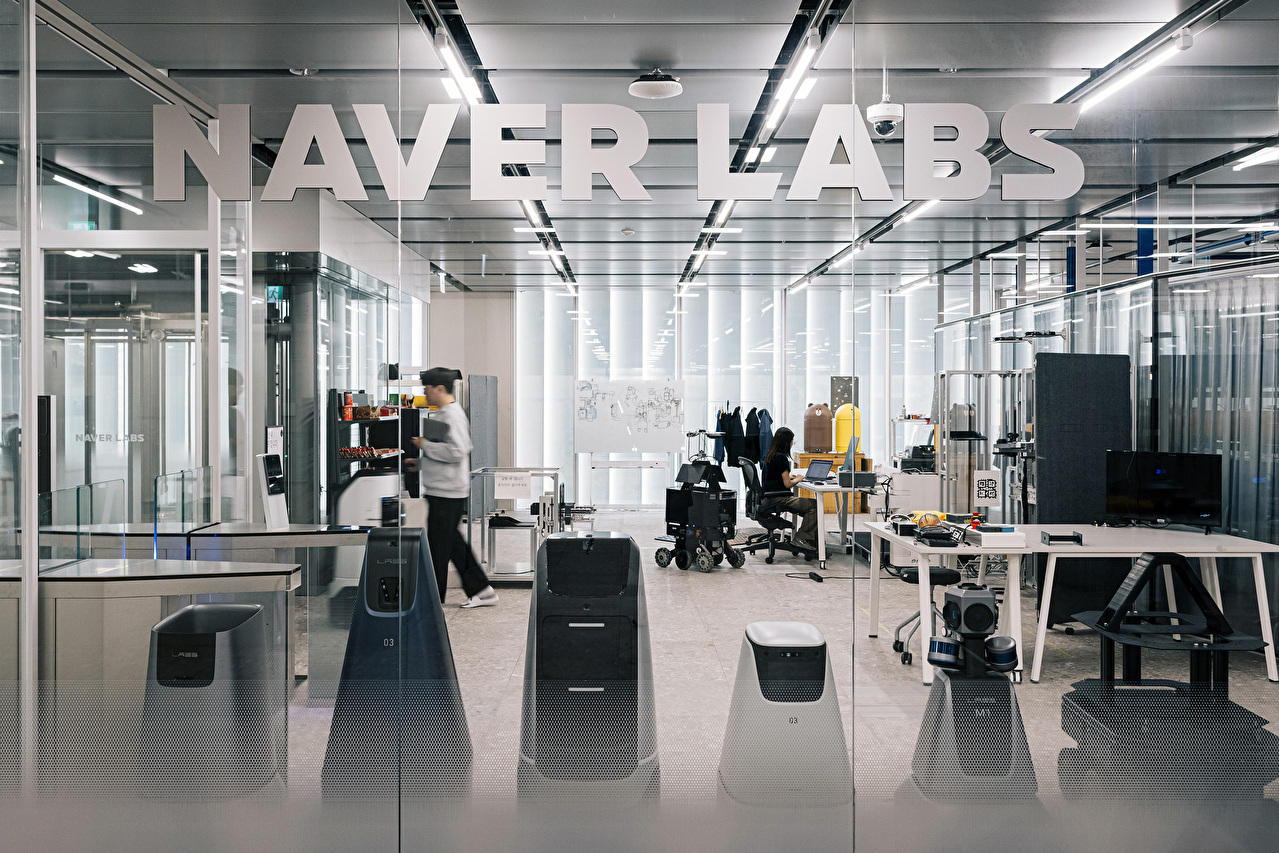 [컨콜] 네이버 &quot;세계 로봇 OS·제어 플랫폼 시장서 점유율 39% 이상 예상&quot;