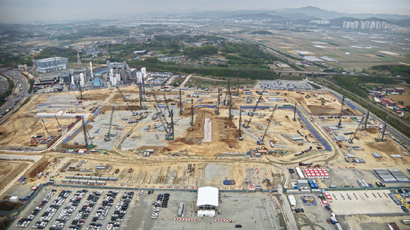 SK하이닉스가 청주에 지을 첨단 패키징 전용 공장 'P&T7' 조감도. [사진=SK하이닉스]