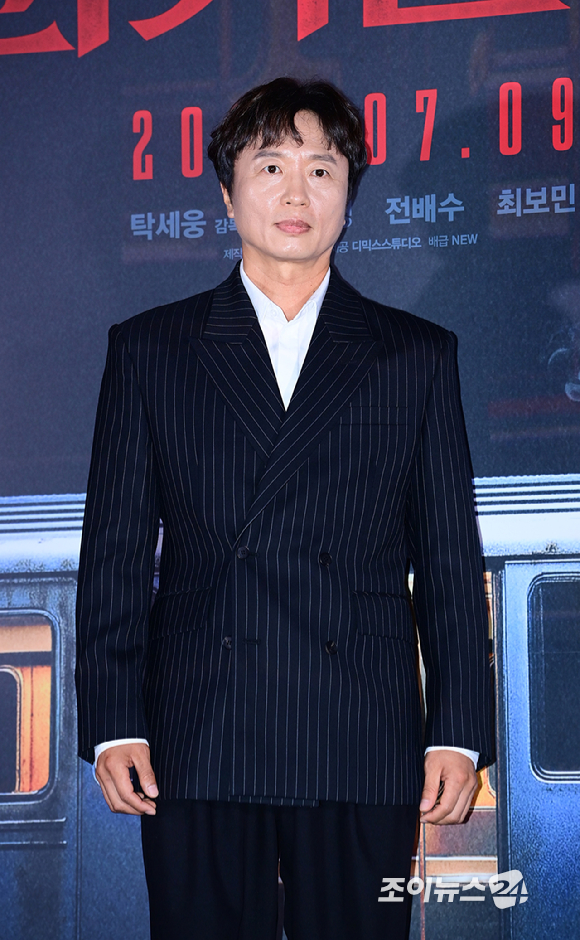 배우 전배수가 24일 오후 서울 용산구 CGV 용산아이파크몰에서 열린 영화 '괴기열차'(감독 탁세웅) 언론시사회에 참석하고 있다. [사진=정소희 기자]