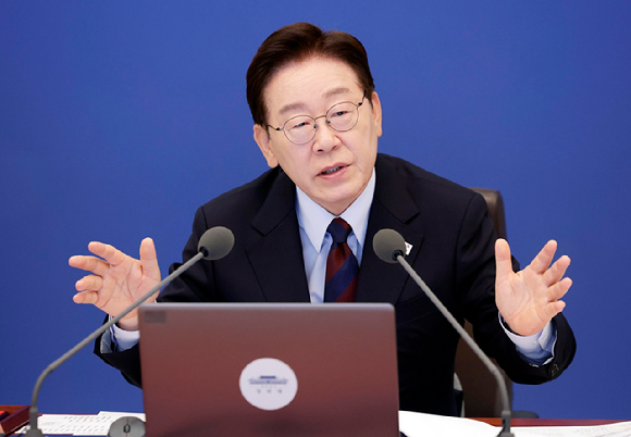 이재명 대통령이 26일 청와대에서 열린 국무회의 겸 비상경제점검회의에서 발언하고 있다. 2026.5.26 [청와대통신사진기자단] [사진=연합뉴스]