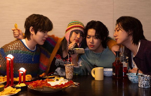 크록티칼 단체 콘셉트 포토 [사진=드림캐쳐컴퍼니]