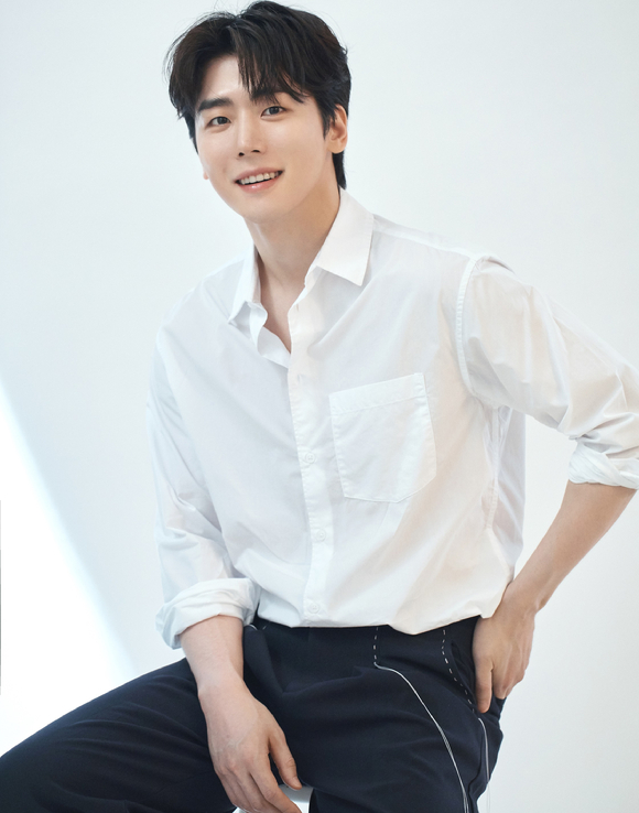 배우 정의제가 HB엔터테인먼트의 식구가 됐다. [사진=HB엔터테인먼트]