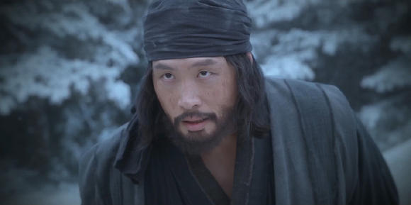 배우 권동호가 MBC 금토드라마 '이강에는 달이 흐른다'에서 호연을 펼치고 있다. [사진=MBC 방송화면 캡처]