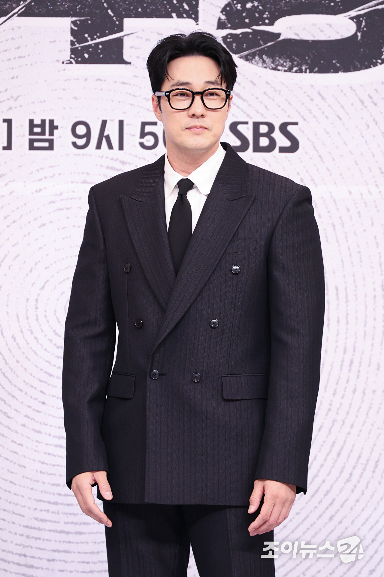 배우 소지섭이 25일 오후 서울 양천구 목동 SBS에서 진행된 SBS 새 금토드라마 '김부장' 제작발표회에 참석해 포즈를 취하고 있다. [사진=문수지 기자]