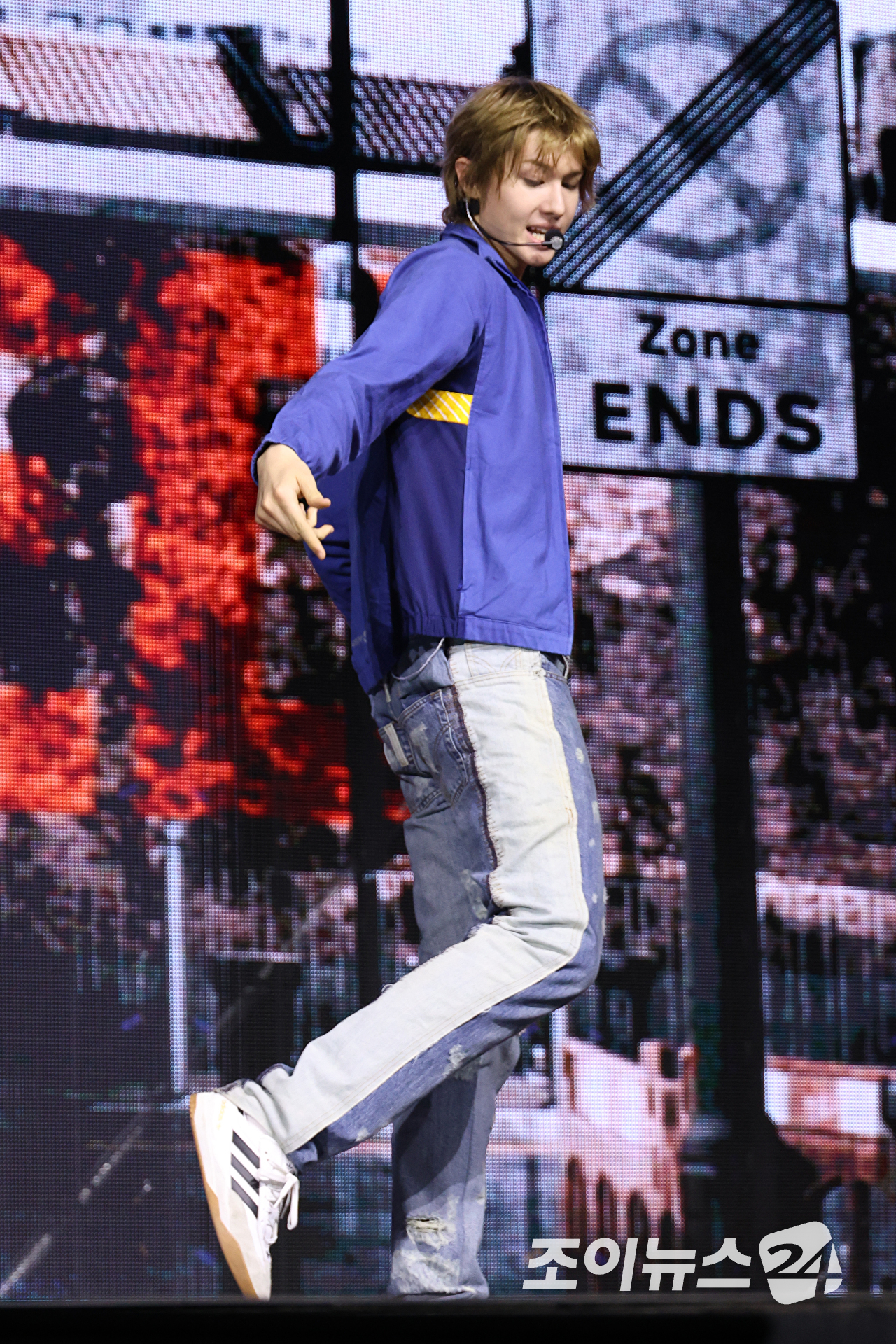 그룹 코르티스 마틴이 20일 오후 서울 광진구 광장동 예스24라이브홀에서 열린 미니 2집 '그린그린(GREENGREEN)' 발매 기념 쇼케이스에 참석해 열띤 무대를 펼치고 있다. [사진=문수지 기자]