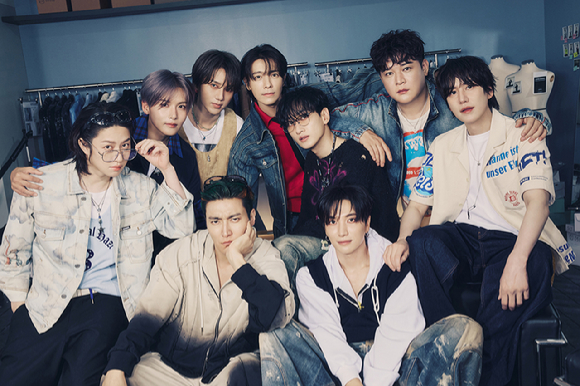 슈퍼주니어 단체 콘셉트 포토 [사진=SM엔터테인먼트]