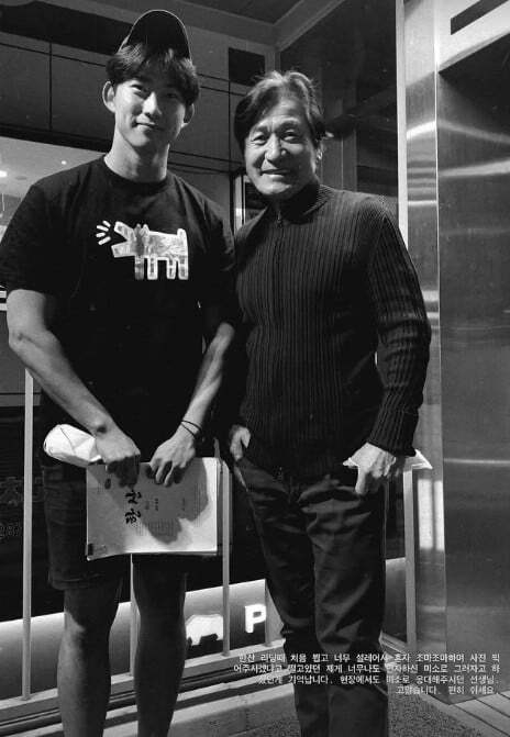 옥택연이 故 안성기를 추모했다 [사진=옥택연 SNS]