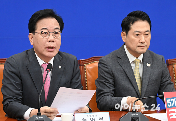 송언석 국민의힘 원내대표가 27일 서울 여의도 국회에서 열린 최고위원회의에서 발언하고 있다. [사진=곽영래 기자]