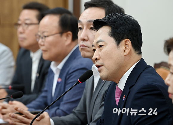 장동혁 국민의힘 당대표가 6일 서울 여의도 국회에서 열린 최고위원회의에서 발언하고 있다. [사진=곽영래 기자]