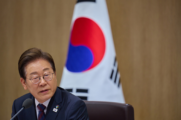 이재명 대통령이 지난 10일 서울 용산 대통령실에서 국무회의를 주재하고 있다. 2025.6.10 [사진=연합뉴스]