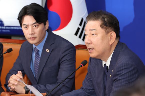 더불어민주당 김병기 당대표 직무대행 겸 원내대표가 23일 서울 여의도 국회에서 열린 최고위원회의에서 발언하고 있다. 2025.6.23 [사진=연합뉴스]
