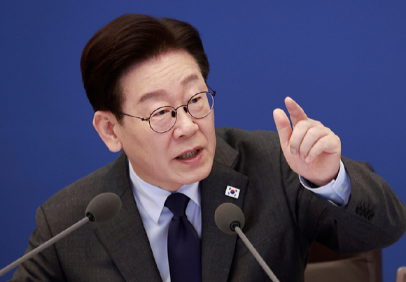 이재명 대통령이 24일 청와대에서 열린 국무회의에서 발언하고 있다. 2026.3.24 [사진=연합뉴스]