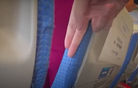 중국의 한 항공사가 '초박형 좌석'을 도입한 가운데, 전문가 사이에서는 안전성에 대한 우려가 제기됐다. 사진은 도입된 초박형 좌석. [사진=중국 SNS]