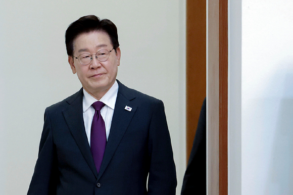 이재명 대통령이 21일 청와대에서 수석보좌관회의에 입장하고 있다. 2026.5.21 [사진=연합뉴스]