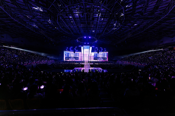 제로베이스원이 앙코르 콘서트 '2026 ZEROBASEONE WORLD TOUR 'HERE&NOW' ENCORE'를 개최하고 팬들을 만났다. [사진=웨이크원]