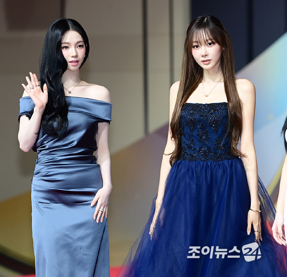 그룹 에스파(aespa)가 25일 오후 인천광역시 중구 운서동 인스파이어 아레나에서 열린 '2025 SBS 가요대전' 레드카펫 행사에 참석하고 있다. [사진=정소희 기자]