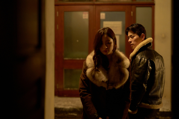 배우 박정민과 조인성이 영화 '휴민트'에서 열연하고 있다. [사진=NEW]