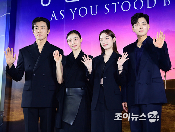 (왼쪽부터)이무생-전소니-이정림 감독-이유미-장승조가 5일 오전 서울 용산구 CGV용산아이파크몰에서 열린 넷플릭스 시리즈 '당신이 죽였다' 제작발표회에 참석하고 있다. [사진=정소희 기자]