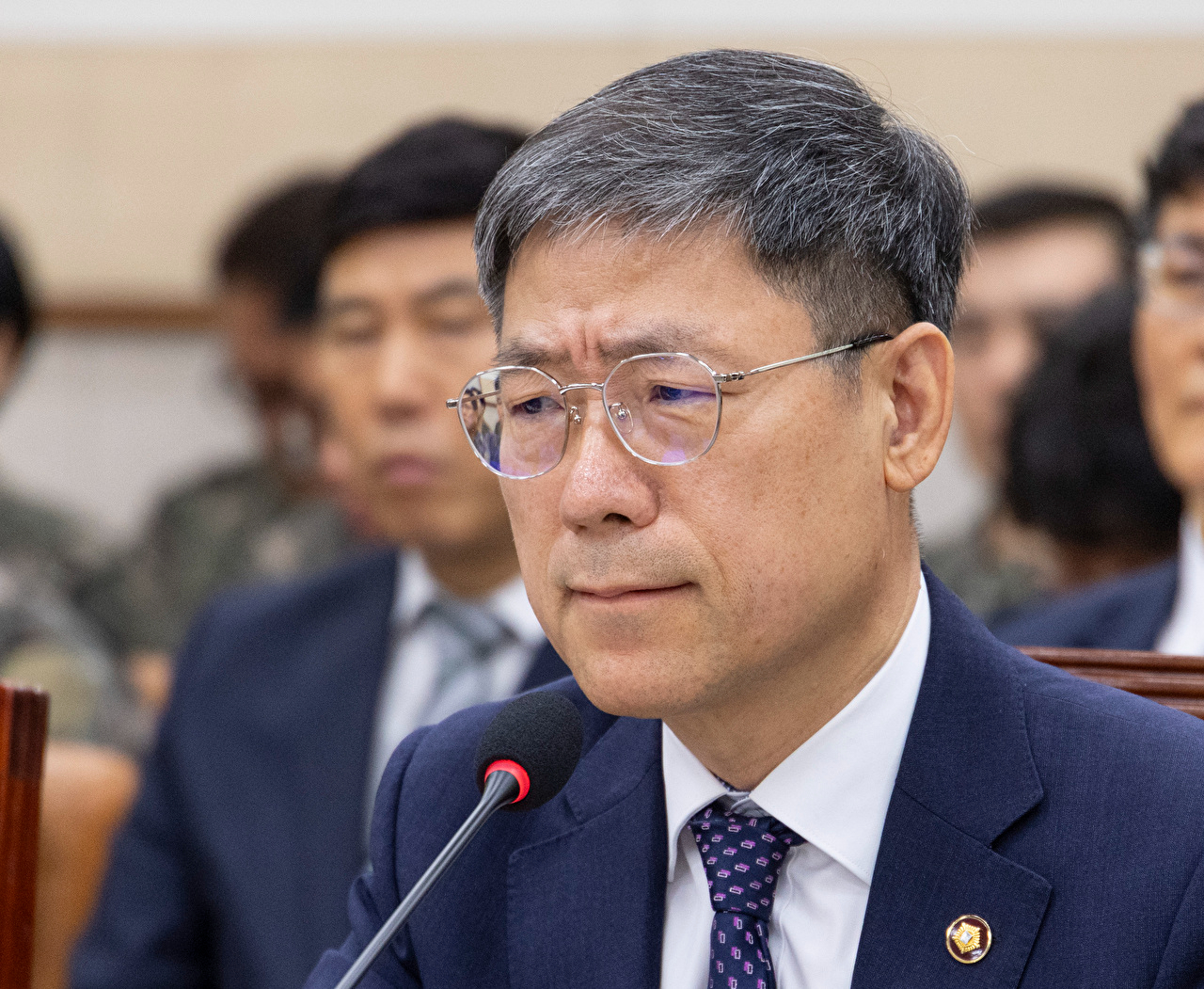 노경필 법원행정처장이 19일 국회에서 열린 법제사법위원회 전체 회의에 출석해 조희대 대법원장의 대법관 제청 과정과 관련한 의원들의 질의를 듣고 있다. 2026.8.19 [사진=연합뉴스]
