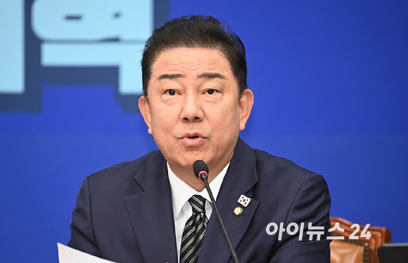 김병기 더불어민주당 원내대표가 13일 오전 서울 여의도 국회에서 열린 최고위원회의에서 발언하고 있다. [사진=곽영래 기자]