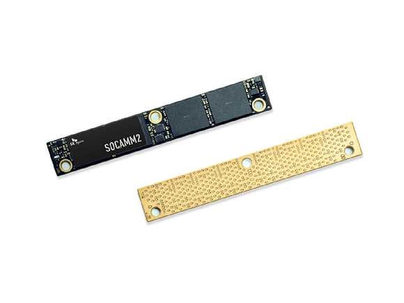 SK하이닉스의 10나노급 6세대(1c) LPDDR5X 저전력 D램 기반 차세대 메모리 모듈 규격인 SOCAMM2 192GB(기가바이트) 제품. [사진=SK하이닉스]