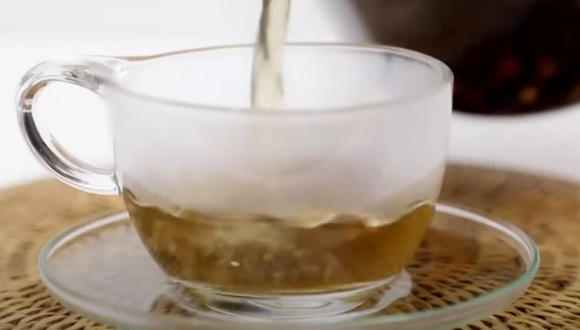 겨울철 건선이나 가려움증을 호소하는 사람이 늘고 있는 가운데, 피부 증상 완화와 체내 노폐물 관리에 도움이 될 수 있는 음식이 제시됐다. 사진은 본 기사 내용과 무관. [사진=Dermeleve&reg;]