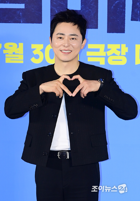 배우 조정석이 30일 오전 서울 CGV 용산아이파크몰에서 열린 영화 '좀비딸' (감독 필감성) 제작보고회에 참석하고 있다. [사진=정소희 기자]