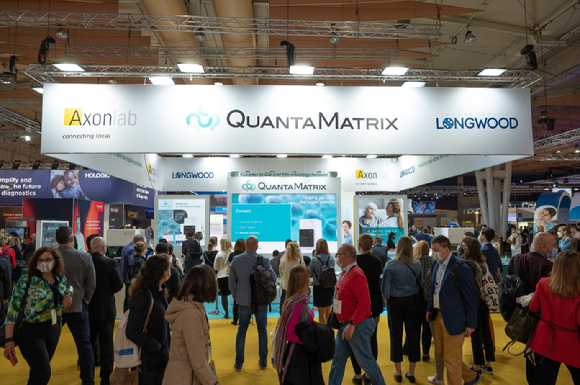 퀀타매트릭스가 지난 4월 23일부터 26일까지 포르투갈 리스본에서 개최된 유럽 임상 미생물학&middot;감염병 학회(ECCMID)에 참여했다고 9일 밝혔다. [사진=퀀타매트릭스]