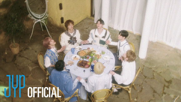 넥스지 '슬로-모' 섬네일 이미지 [사진=JYP엔터테인먼트]
