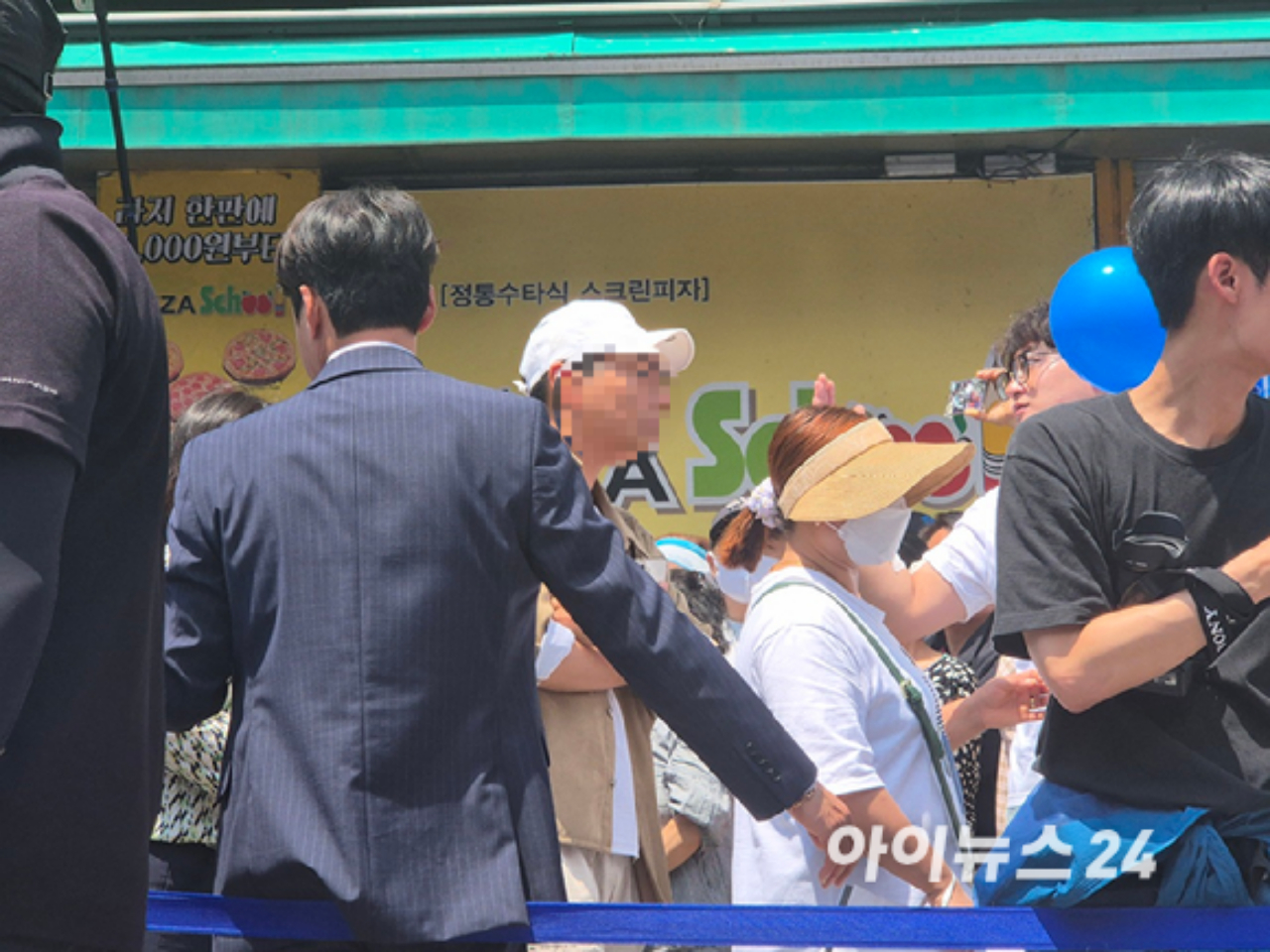 이재명 더불어민주당 대선 후보가 26일 경기도 남양주시 평내호평역 광장에서 유세를 진행하고 있다. [사진=김주훈 기자]